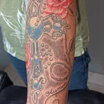 Un tatouage en couleur