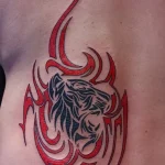 Un tatouage en couleur