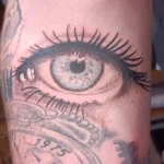 Un tatouage en couleur